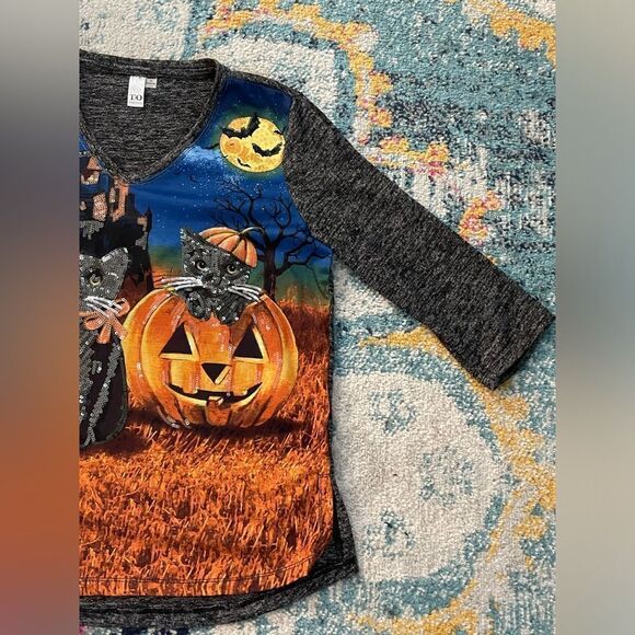 Thomas & Olivia Halloween V-Neck Top L - Picture 3 of 6